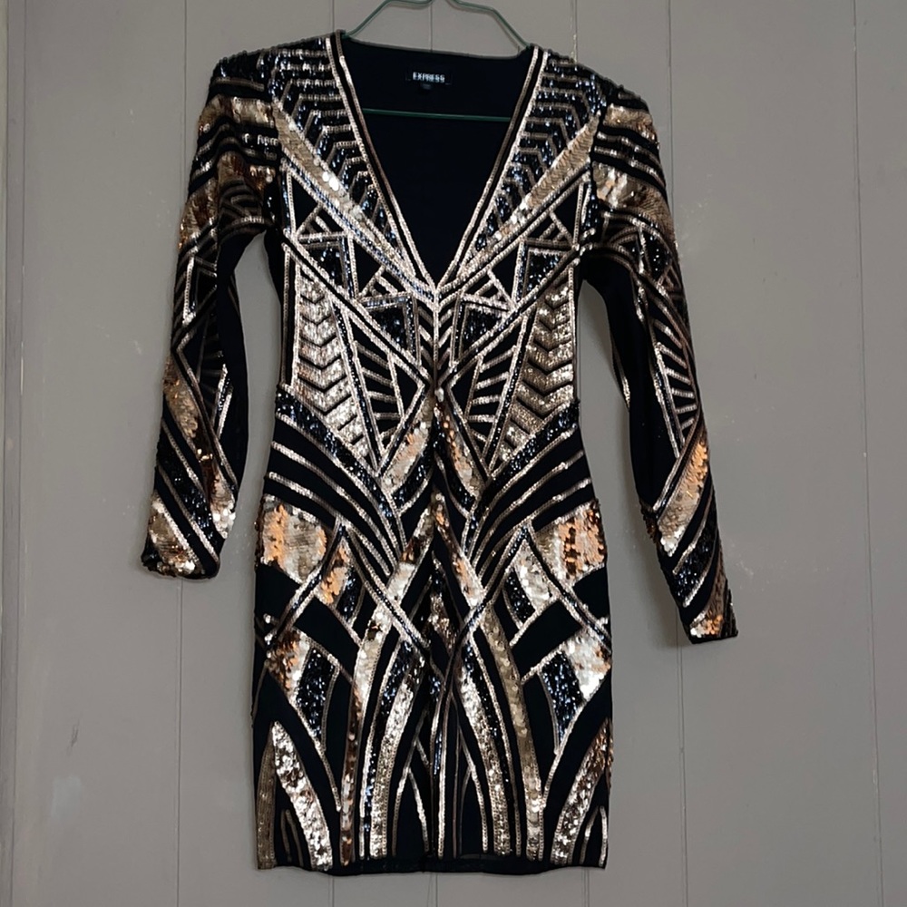 XS express dress, worn once. Great condition